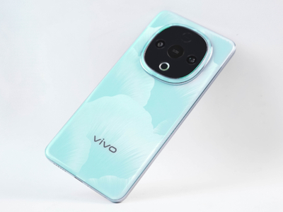 大续航大内存高音质同档位最优选，vivo Y300上手体验