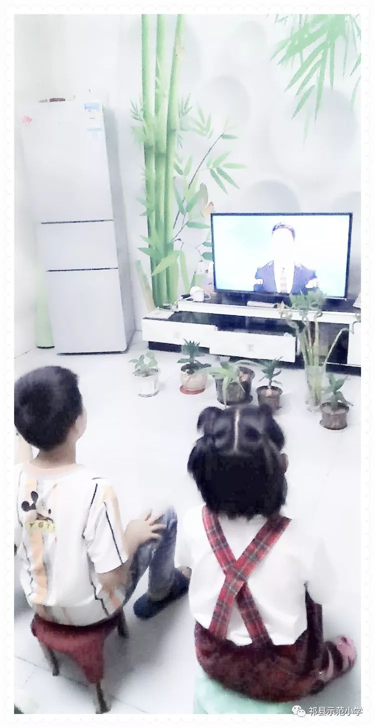 成龙：不断追逐梦想的英雄_成龙龙的梦想_成龙追梦好莱坞